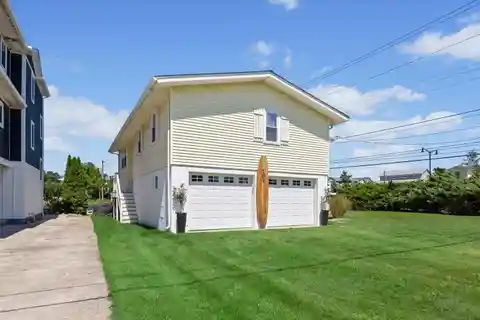 Waterfront Home in South Bethany