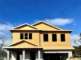 Rand-new Luxury Residence in Riverside Heights