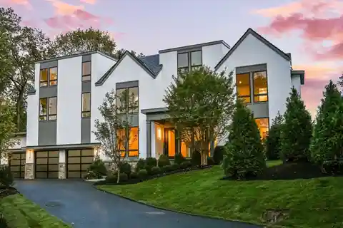 Private and Elegant New Construction