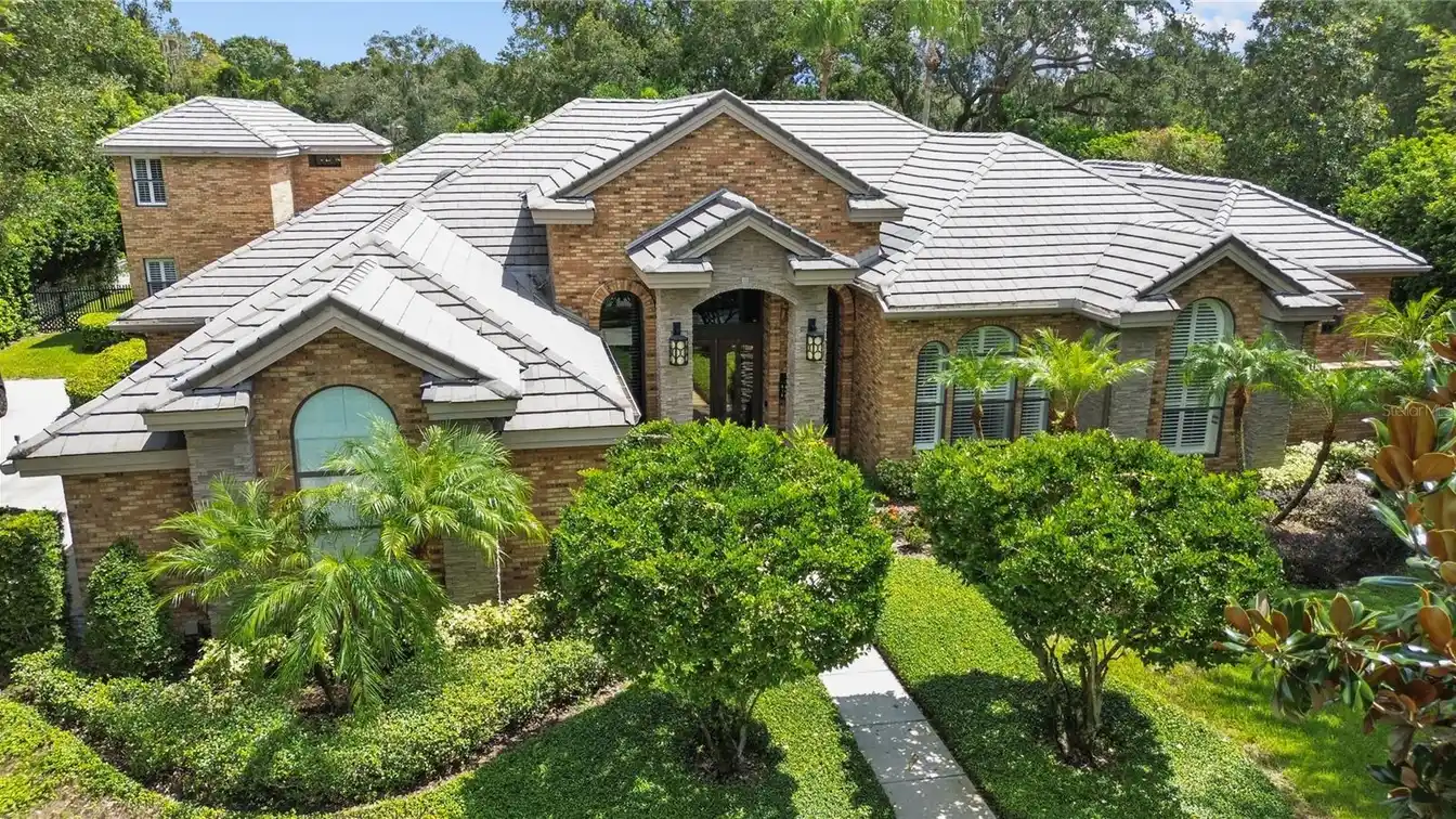Beautiful Avila Home on an Expansive Lot