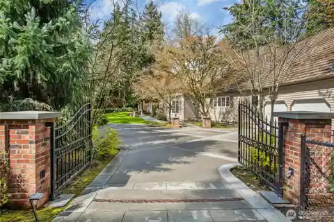 Exquisitely Updated Estate on Evergreen Lane