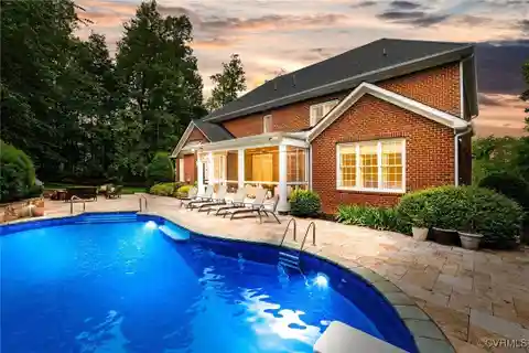 Meticulously Maintained Brick Transitional