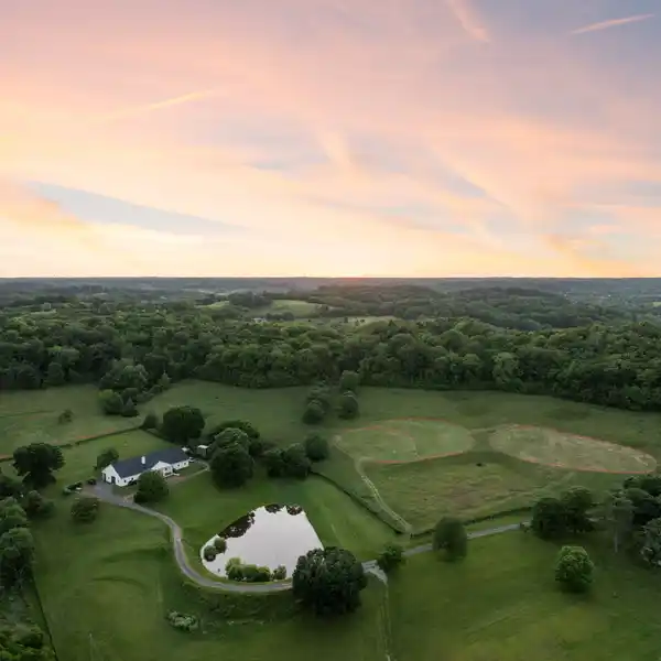 VERSATILE 21.75-ACRE ESTATE