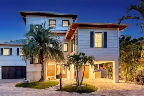 A British West Indies Masterpiece on Longboat Key
