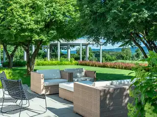 Architectural Gem with Far-Ranging Views in Boppelsen