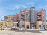 LUXURY CONDOMINIUMS IN THE HEART OF DOWNTOWN NAPERVILLE