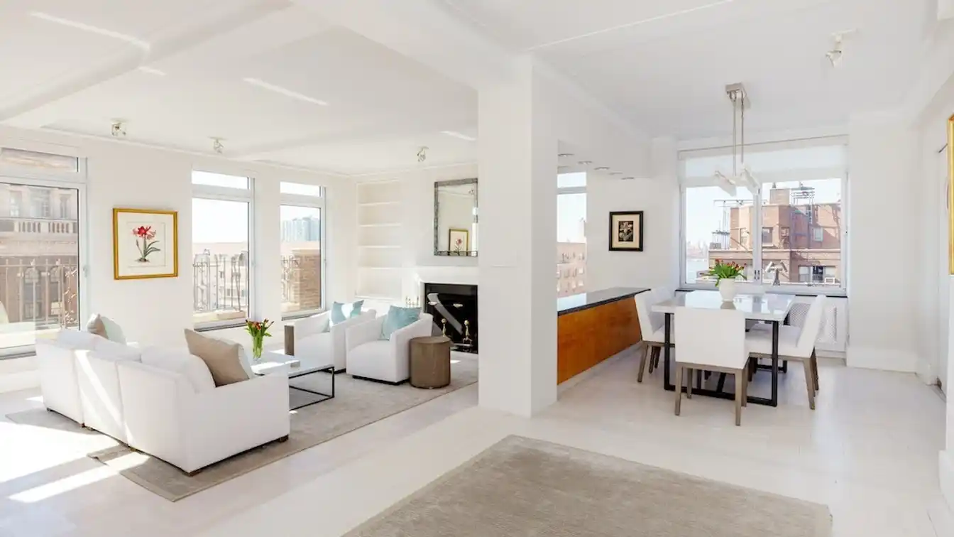 Inviting Home with Wow Factor