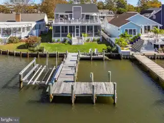 Bayfront Bliss with Pier, Porch, and Sunsets