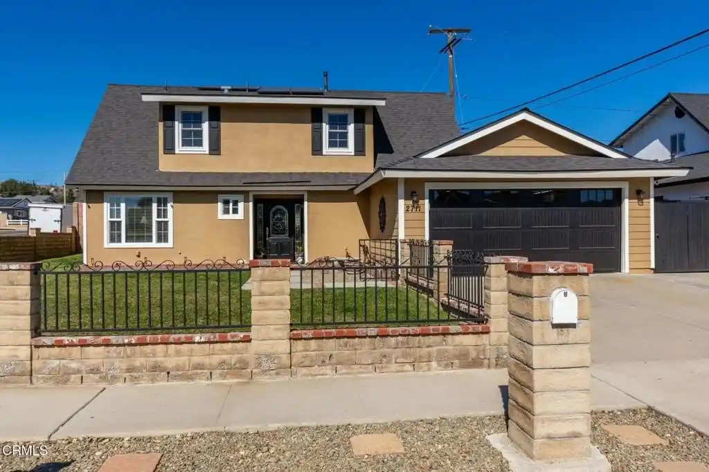 Upgraded Entertainment-ready Home