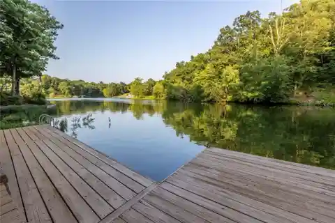 Park-Like Secluded Lake-Front Living