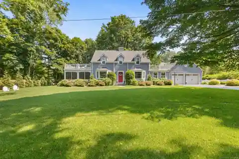 Charming Colonial Home on a Quiet Cul-de-sac