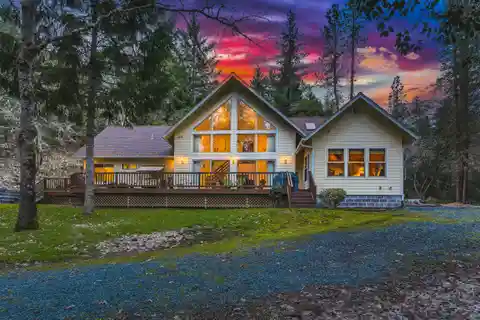 Private Paradise with Gourmet Kitchen and Forest Views