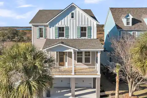 Elevated Home with Marsh Views in Grimball Gates