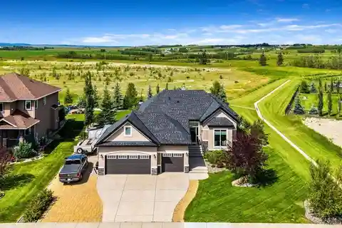 Fully Finished Bungalow on Beautifully Landscaped Lot