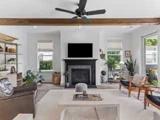 Stunning Residence in James Island