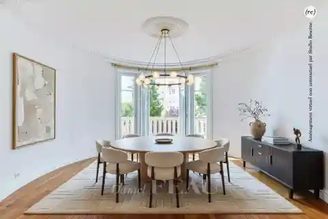 Elegant Apartment in a Peaceful Setting