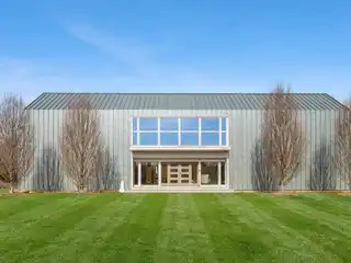 Exquisite Contemporary Barn