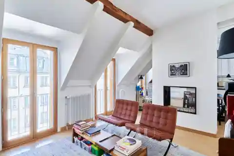 Delightful Duplex on the Top Floors