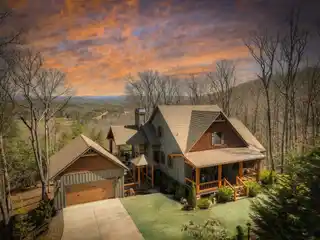 Mountain Cabin with Breathtaking Views