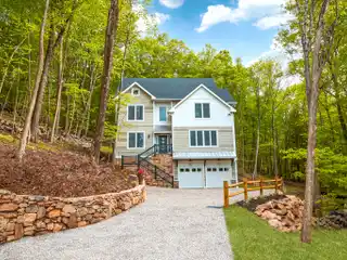 Spacious Stunner Offering Privacy with Convenience