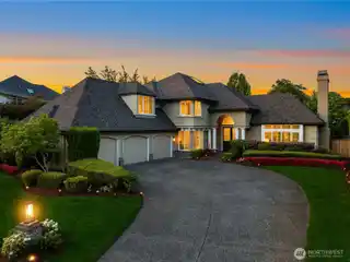 Meticulously Updated John Buchan-designed Home