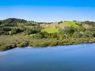 Dream Waterfront Lifestyle – Future Potential