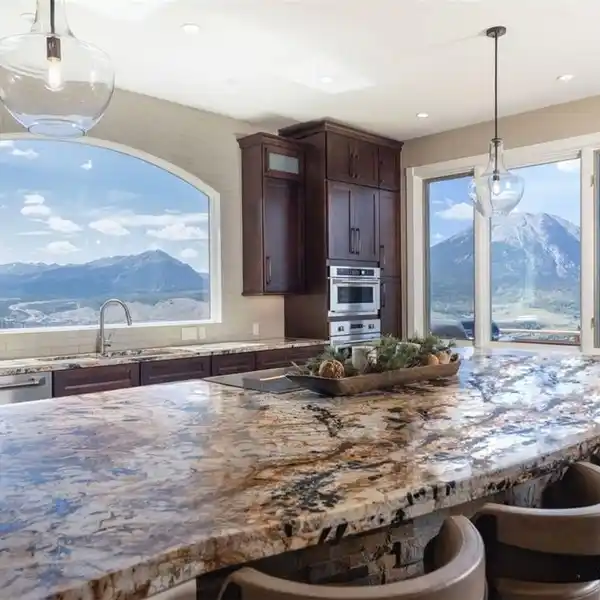 ENTERTAINER’S PARADISE WITH REIMAGINED 2019 GOURMET KITCHEN