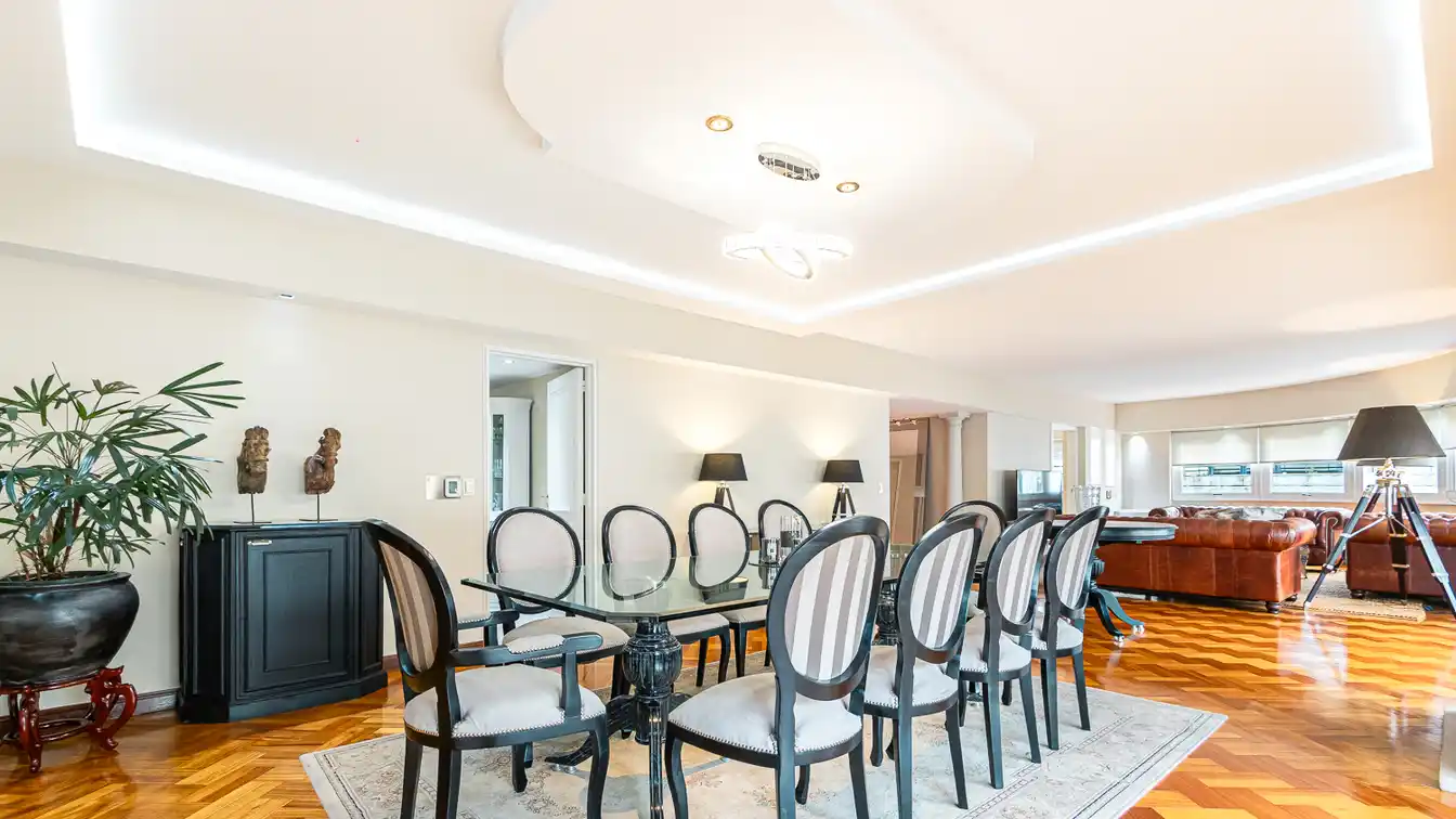Luxurious Five Room Apartment at Belgrano Buenos Aires