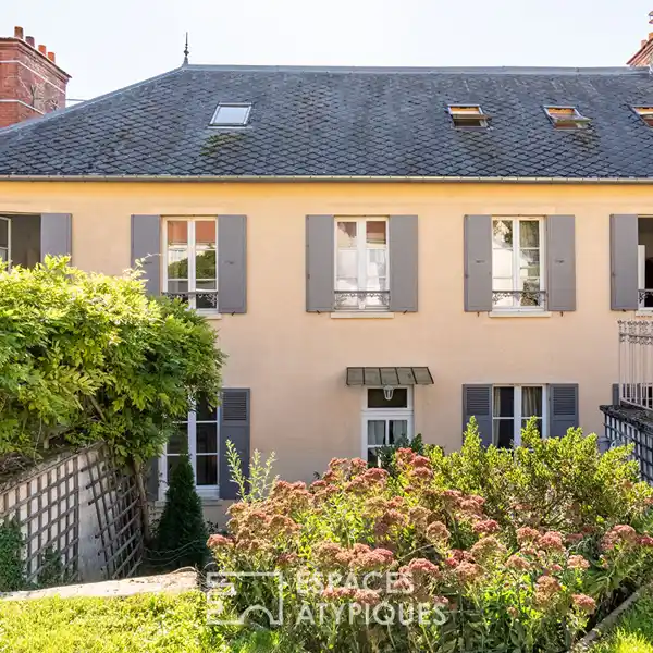 STUNNING 18TH CENTURY MANSION