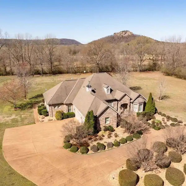 ONE OF A KIND PROPERTY