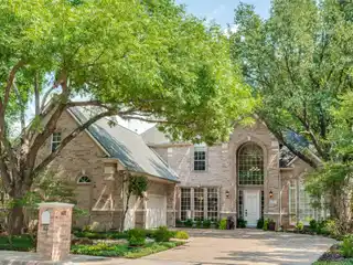 Beautifully Maintained Residence in the Downs of Hillcrest