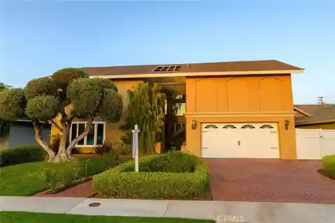 Exceptional South Huntington Beach Pool Home