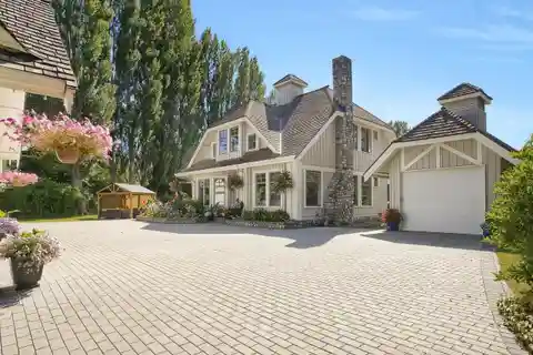 Beautiful Private Retreat