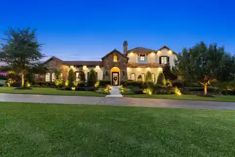 Rare Jewel in the Heart of Westlake