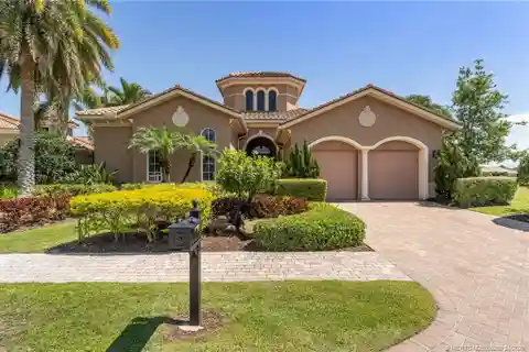 Fantastic Opportunity in the Tesoro Development