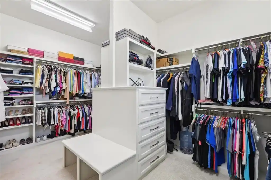 Model-like Home in an Equestrian Community