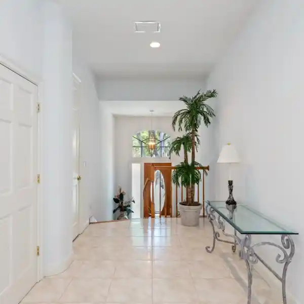 SPACIOUS VILLA LOCATED IN POINTE AT PELICAN BAY