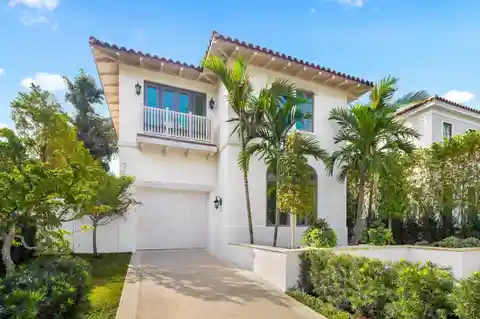 State-Of-The-Art New Modern Mediterranean Home