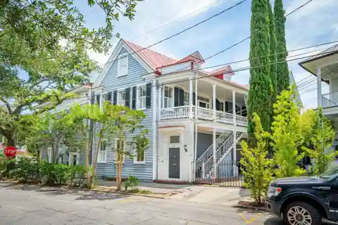 Charming Duplex with Incredible Flexibility