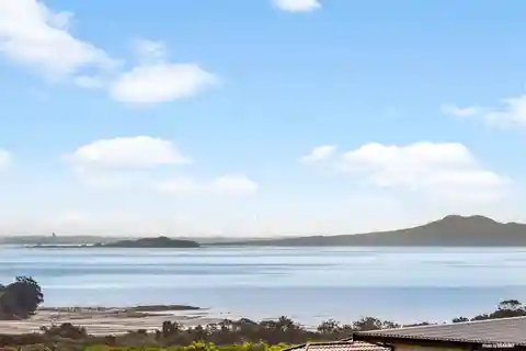 Hampton’s-Inspired Coastal Masterpiece with Gulf Views