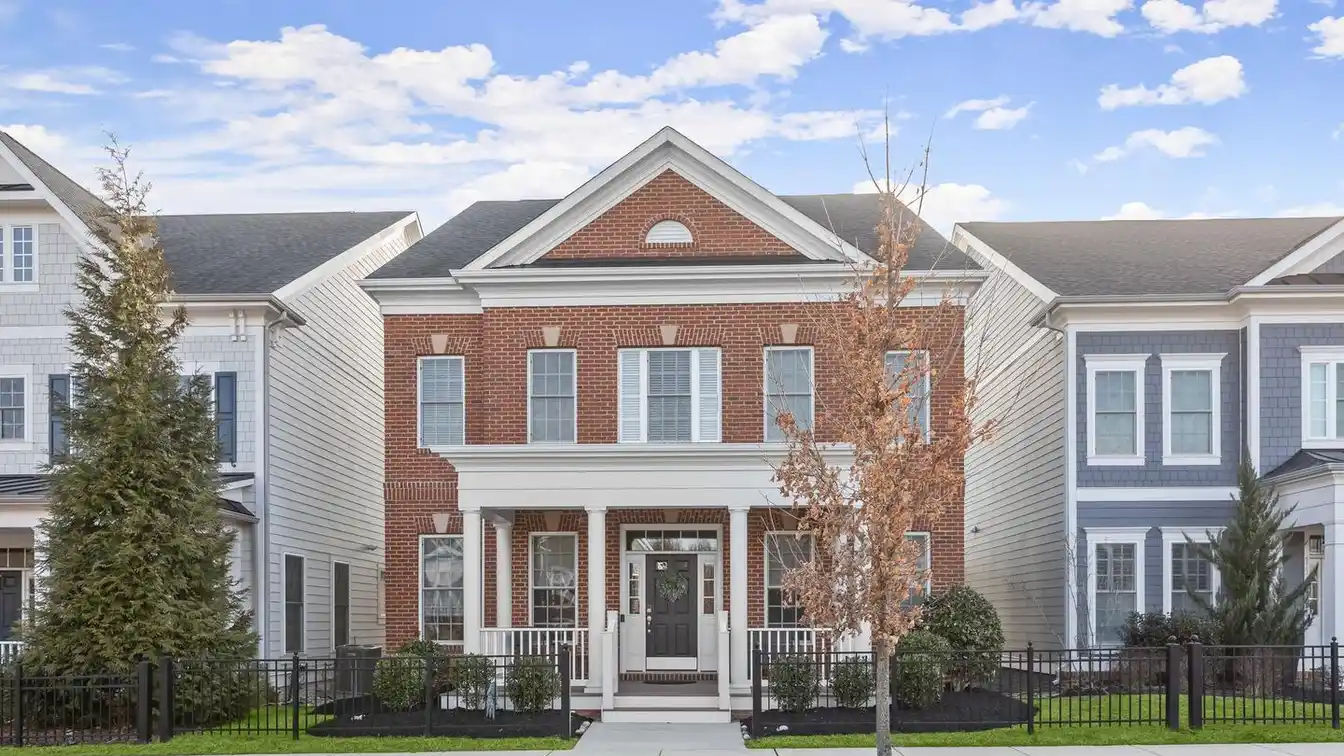 Five Bedroom Beauty in a Coveted Location