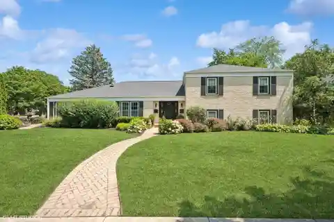Elegant Home with Spacious Layout