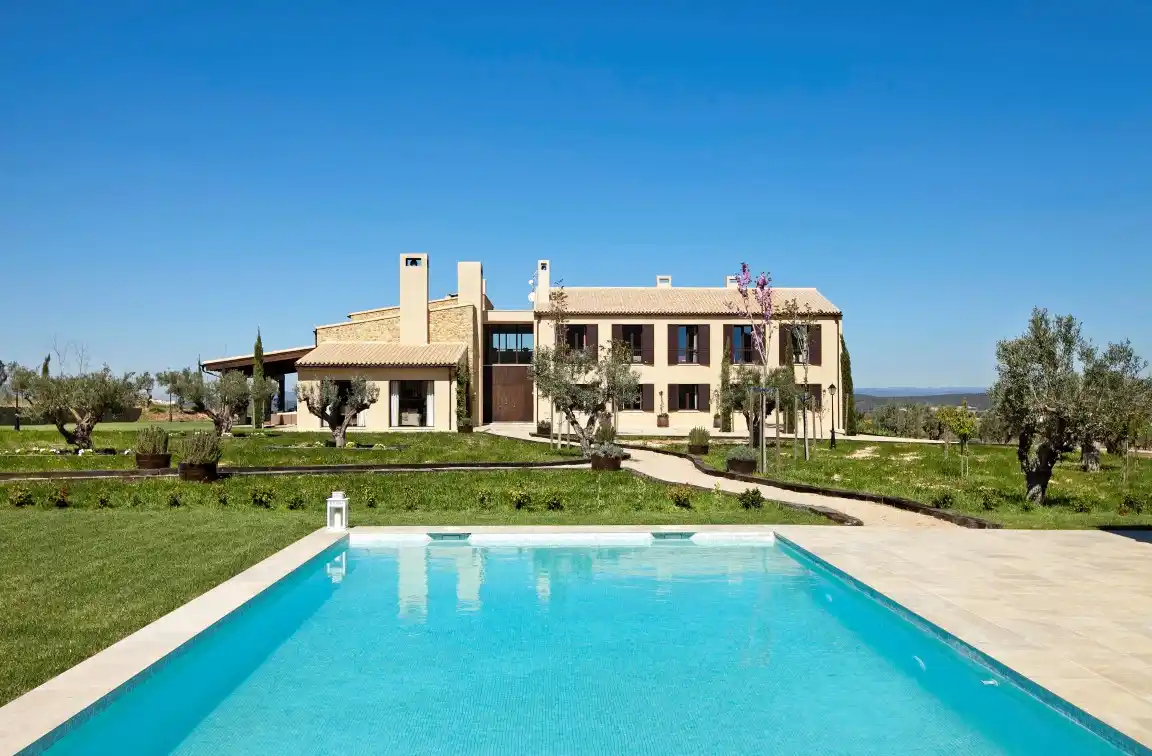 Recently Constructed Property with Rustic Style
