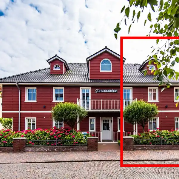 ATTRACTIVE END UNIT IN A UNIQUE HIGH-QUALITY RESIDENCE