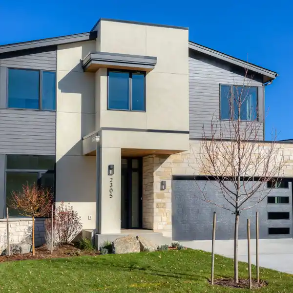 NEW CUSTOM MODERN HOME WITH MOUNTAIN VIEWS