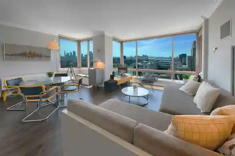 Sun-Lit Upper East Side Condo in the Sky