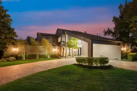Mid-century Modern Home Beautifully Remodeled