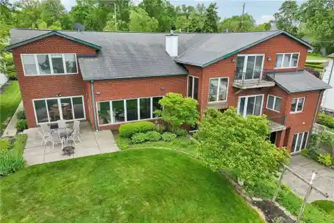 Amazing Lake Erie Property