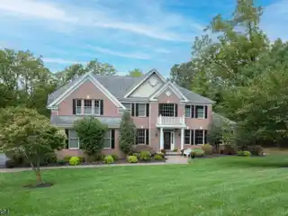 Custom Home in Governor Estates