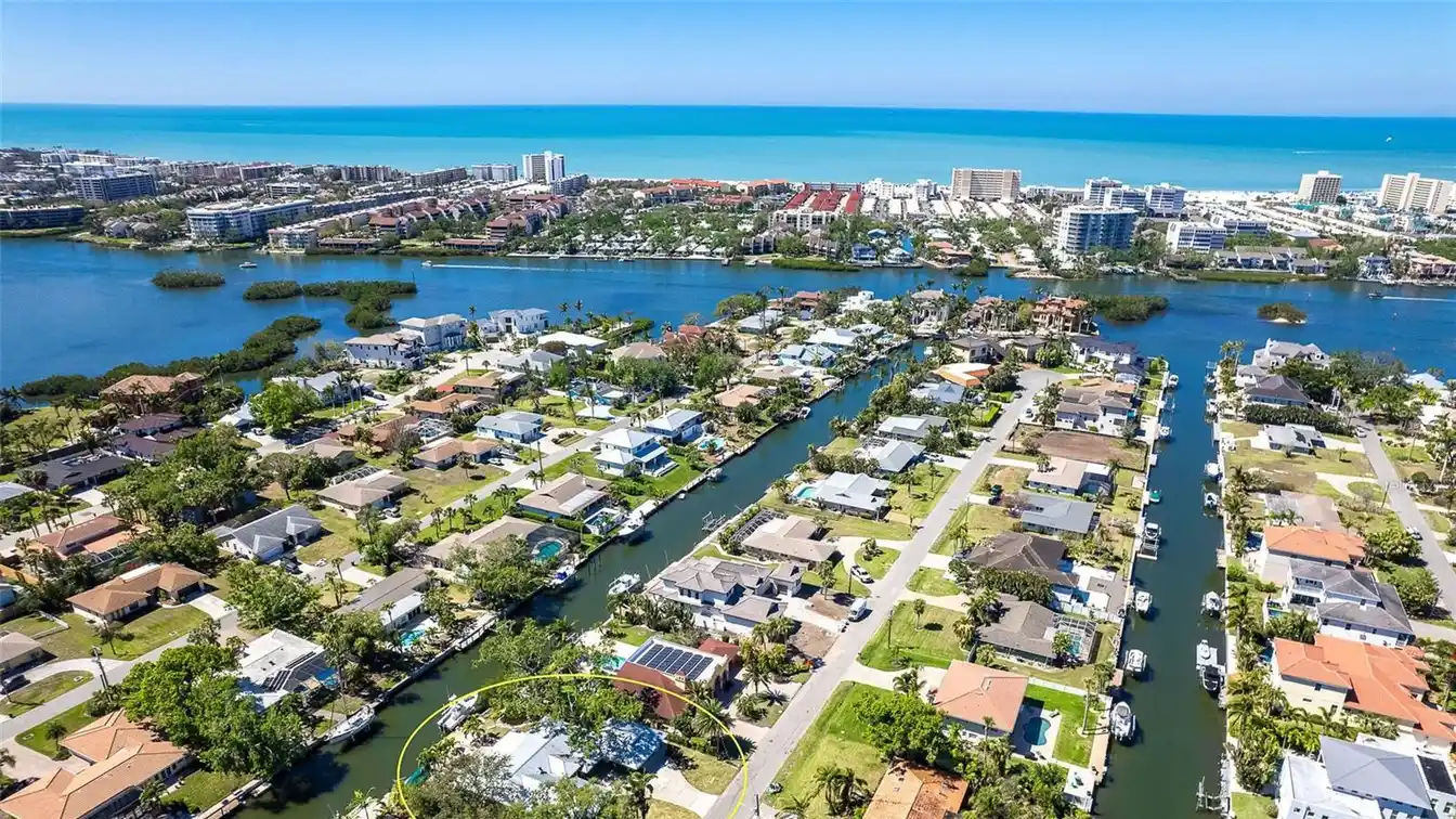 Upgraded Home on the Aqualane Canal
